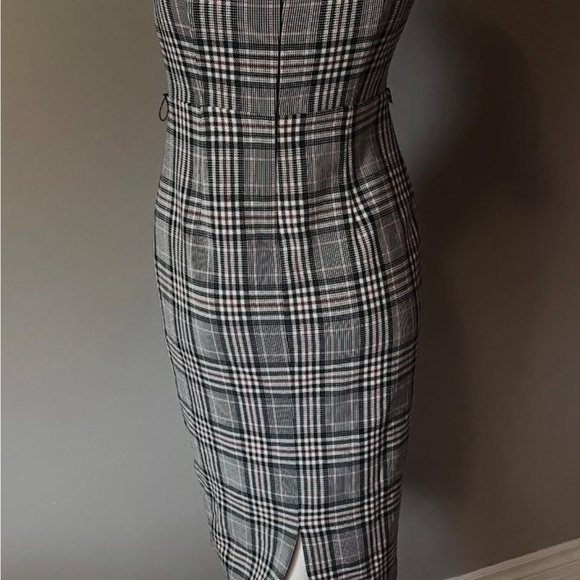 Le Chateau Black and Gray Plaid Midi Dress - Picture 3 of 3